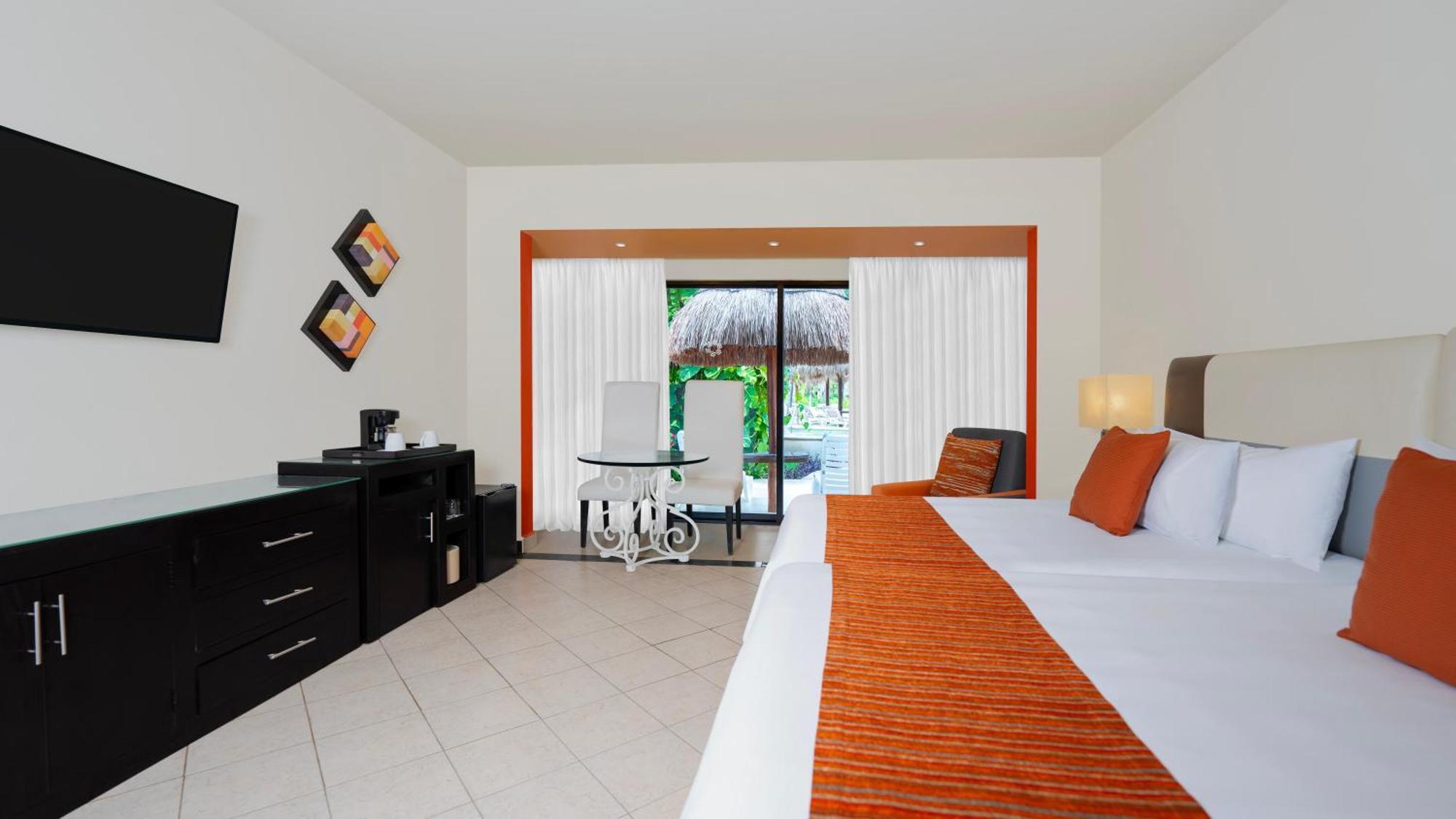 Grand Oasis Tulum Riviera Hotel อากุมัล ภายนอก รูปภาพ