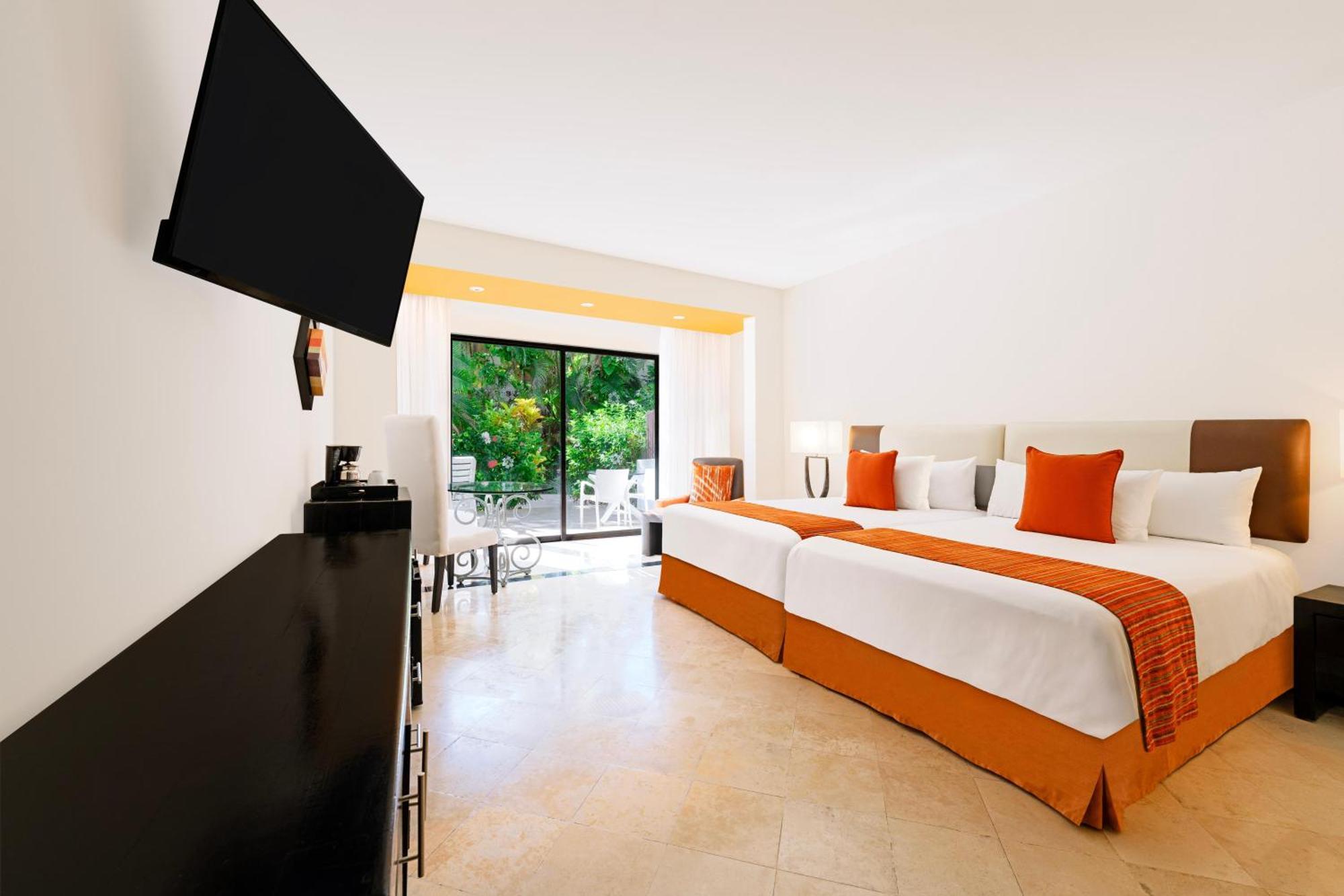 Grand Oasis Tulum Riviera Hotel อากุมัล ภายนอก รูปภาพ