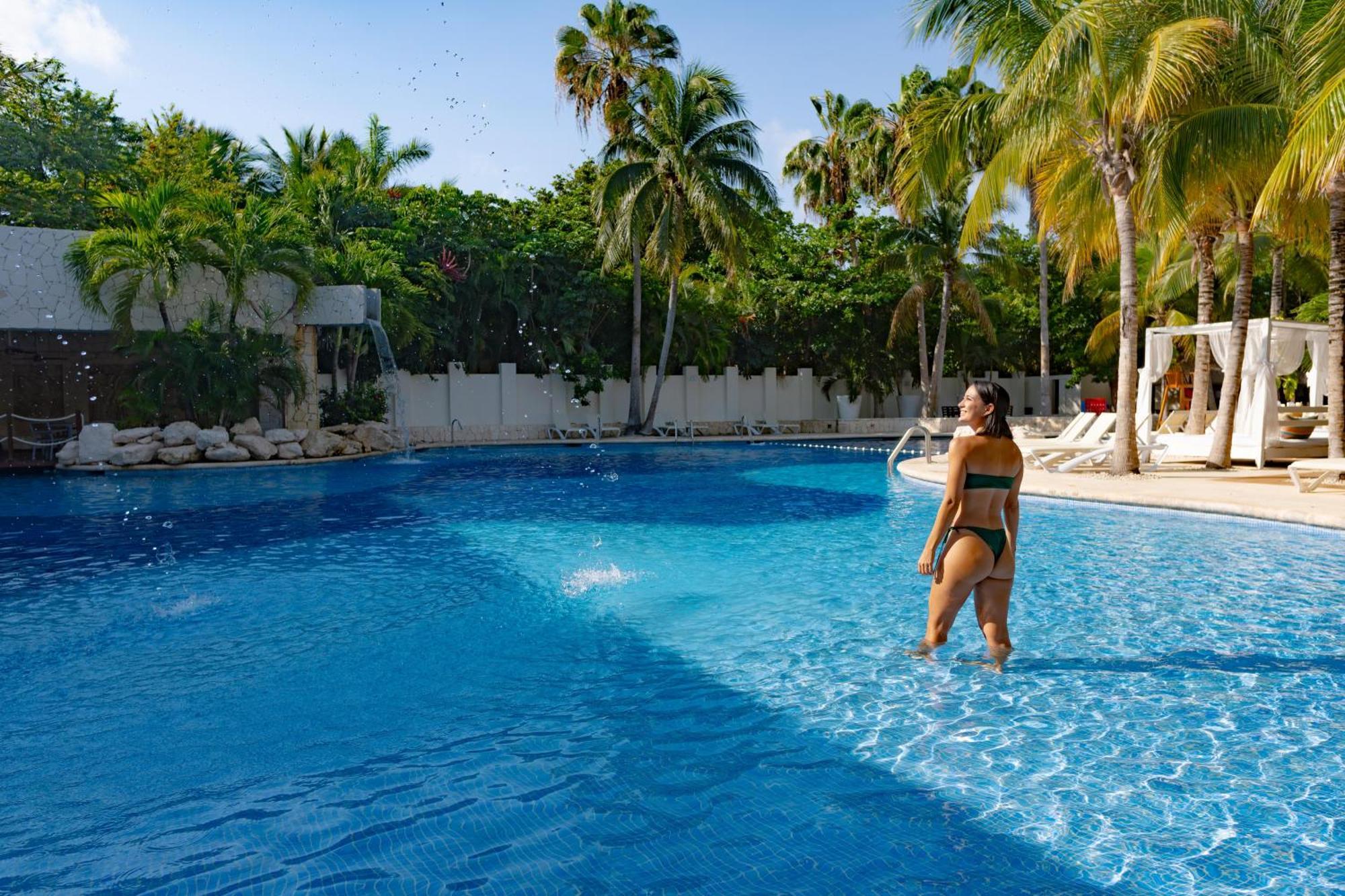 Grand Oasis Tulum Riviera Hotel อากุมัล ภายนอก รูปภาพ